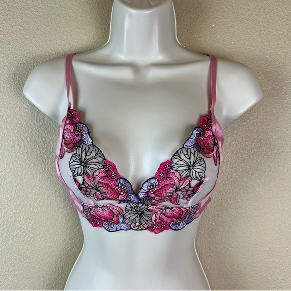 Adore Me pink embroidered bralette - Picture 1 of 12